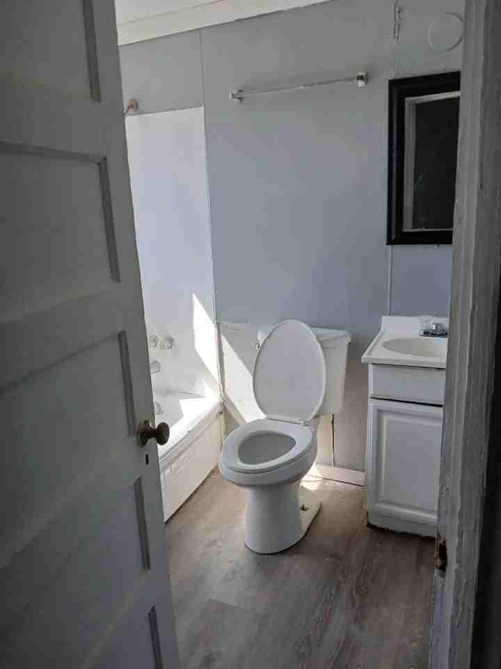 325 Apple St #4 - Photo 6 of 6