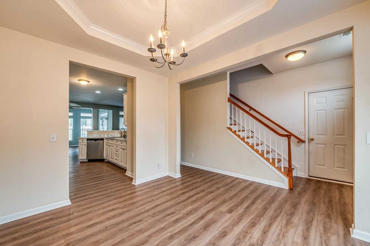 411 Foilage Ct - Photo 4 of 20