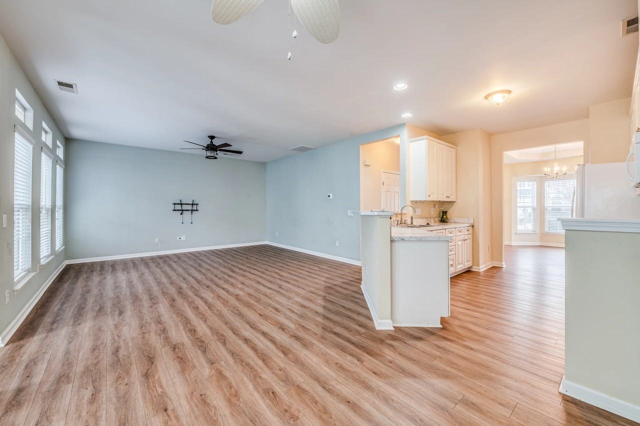 411 Foilage Ct - Photo 6 of 20