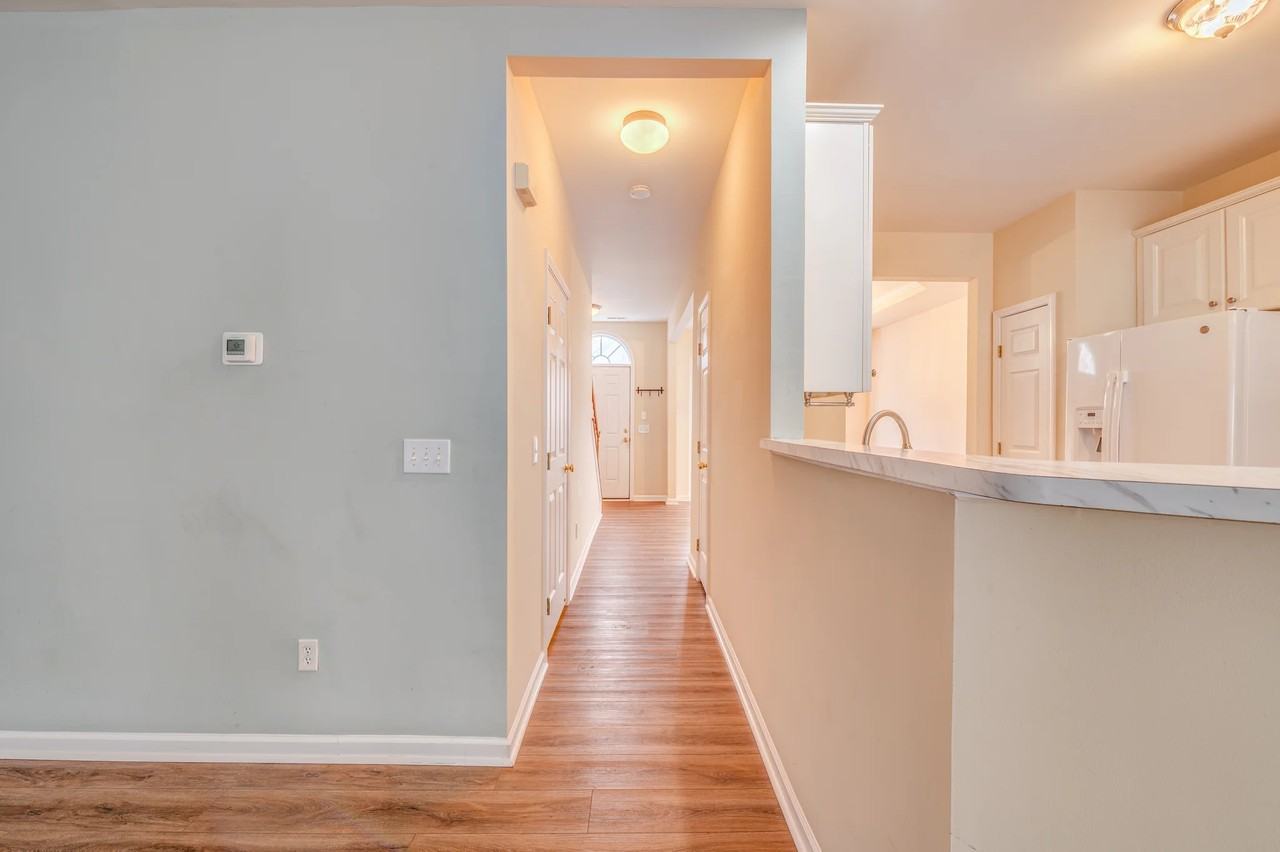 411 Foilage Ct - Photo 7 of 20