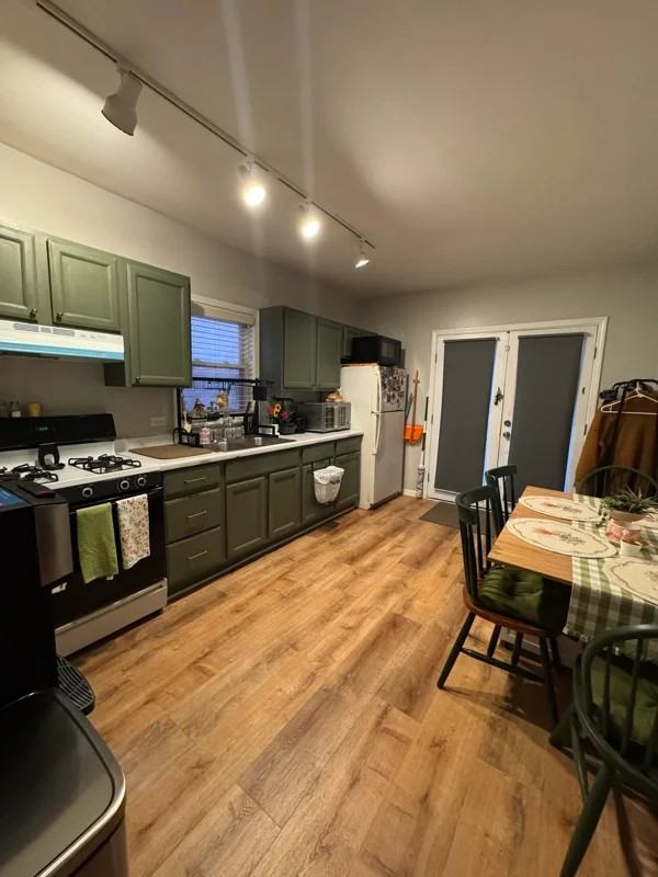 1623 S Carpenter St #1stFLREAR - Photo 3 of 17