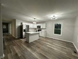 featured image of 1415 Floyd St