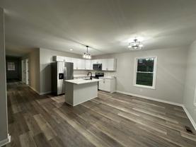 1415 Floyd St - Photo 1 of 1