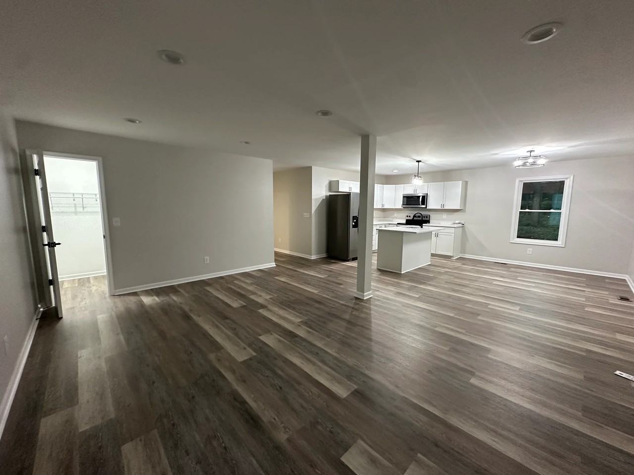 1415 Floyd St - Photo 4 of 5