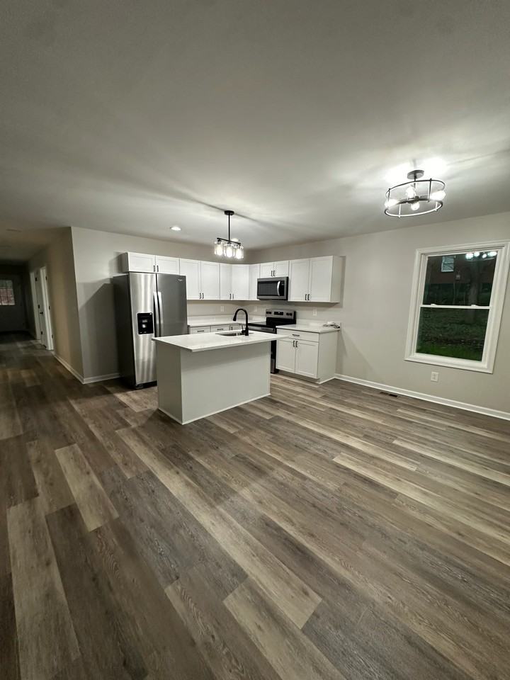 1415 Floyd St - Photo 5 of 5