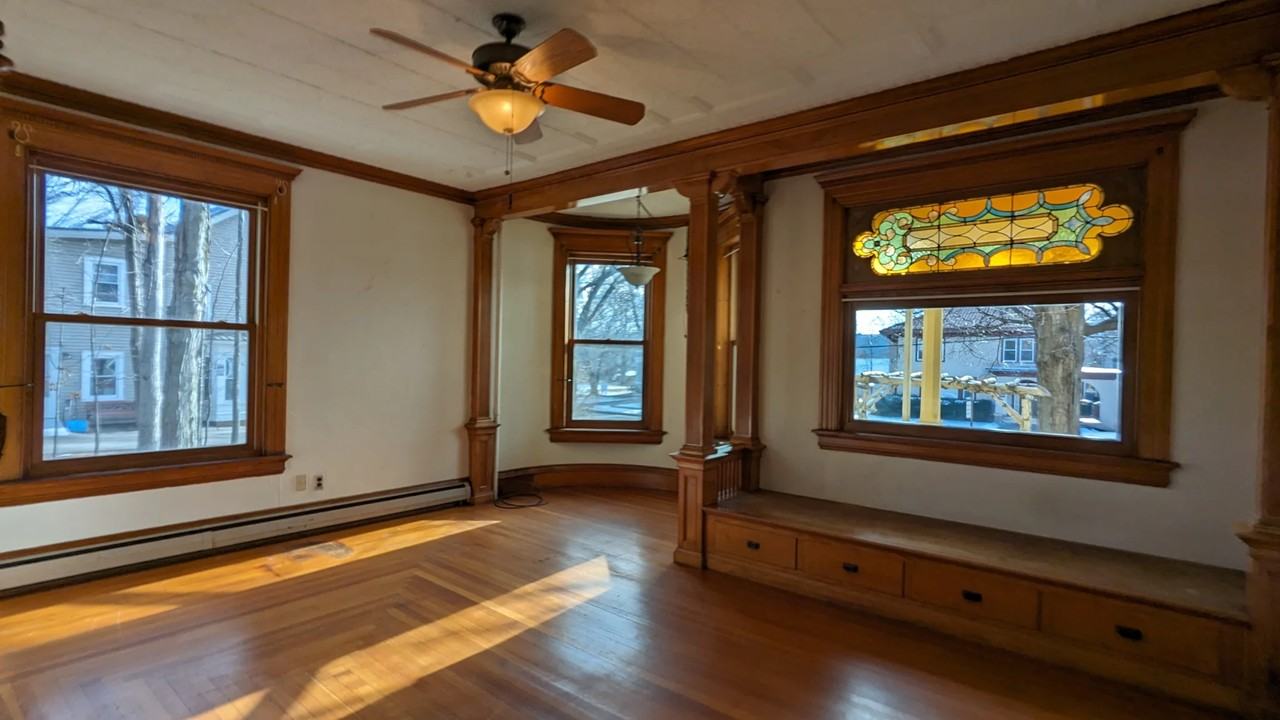 147 Pleasant St #1 - Photo 6 of 14