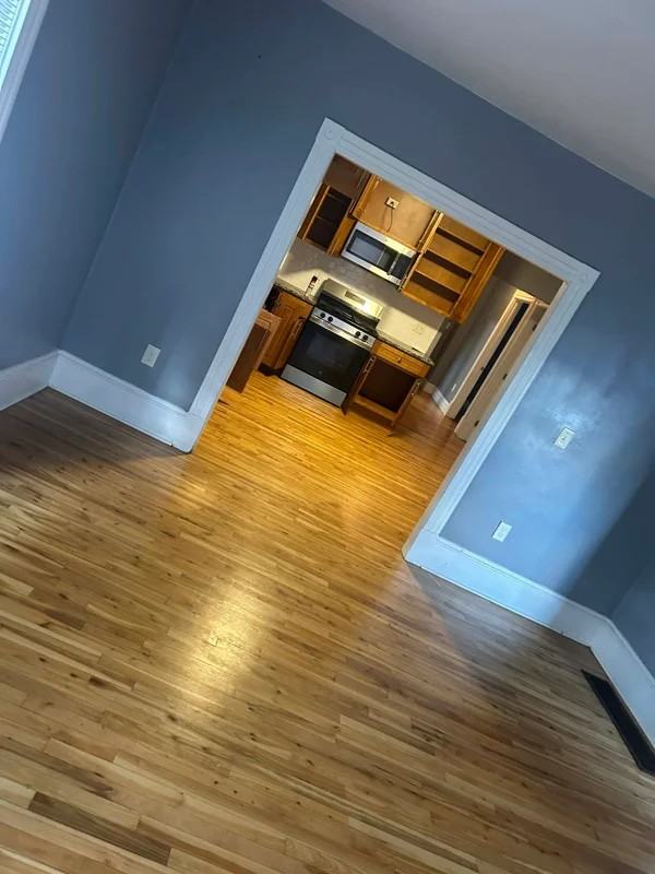 12 Winter St #2 - Photo 4 of 4