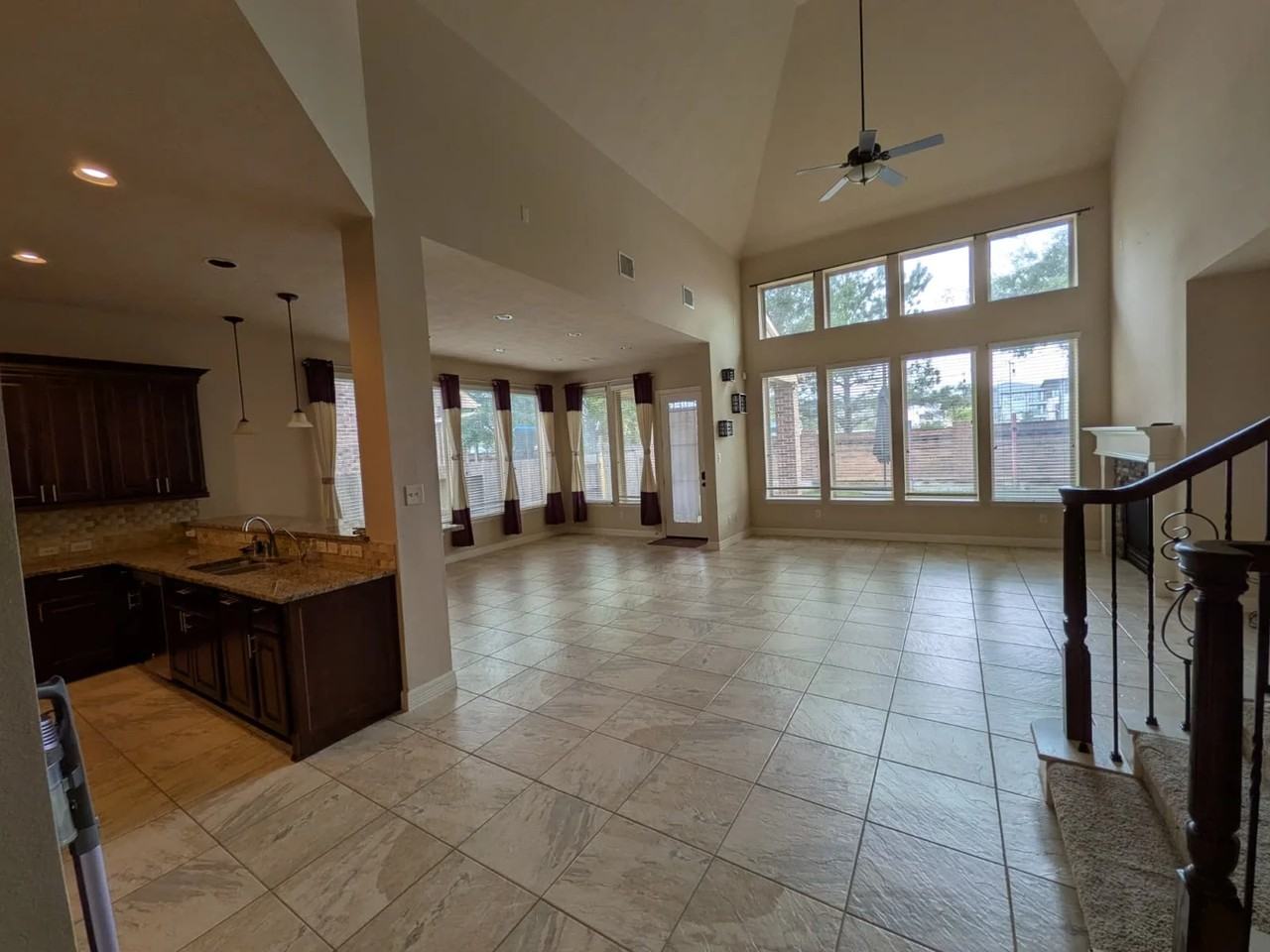 2802 Ember Pass Ln - Photo 3 of 20