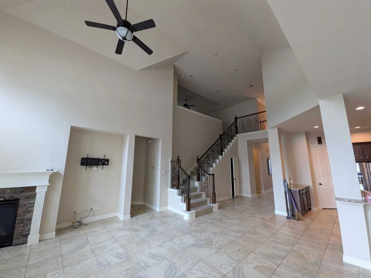 2802 Ember Pass Ln - Photo 4 of 20