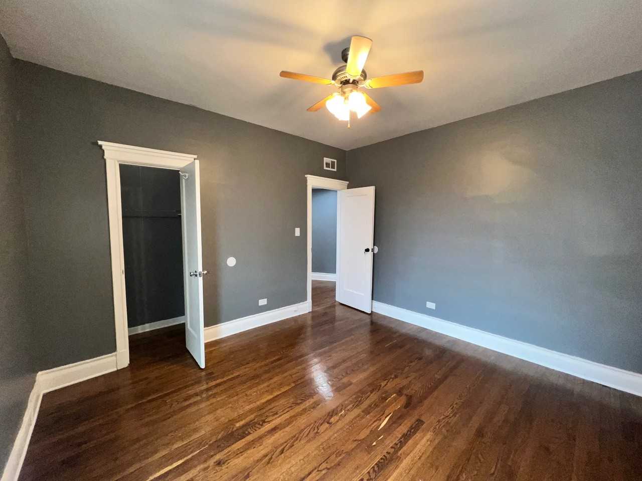 5909 S Calumet Ave #2 - Photo 4 of 19