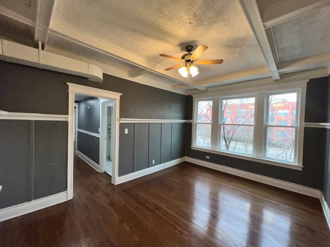 5909 S Calumet Ave #2 - Photo 6 of 19