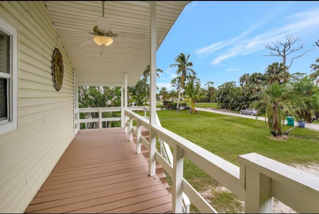 16360 N Oleander Dr - Photo 3 of 15