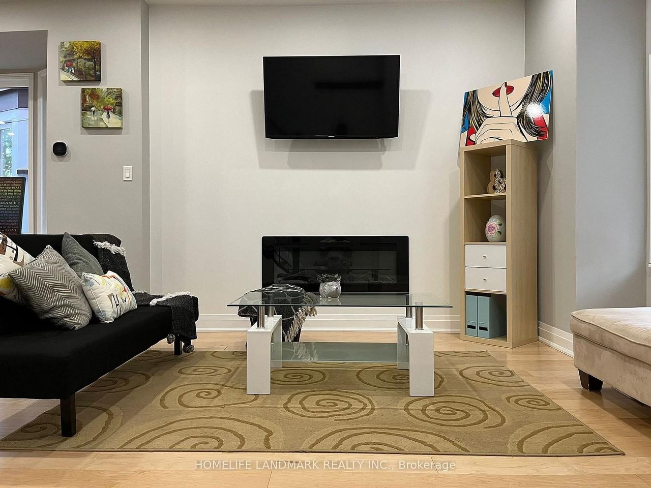 1253 Gerrard Street East - Photo 5 of 34