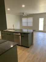 featured image of 2 Ne 14th St #2