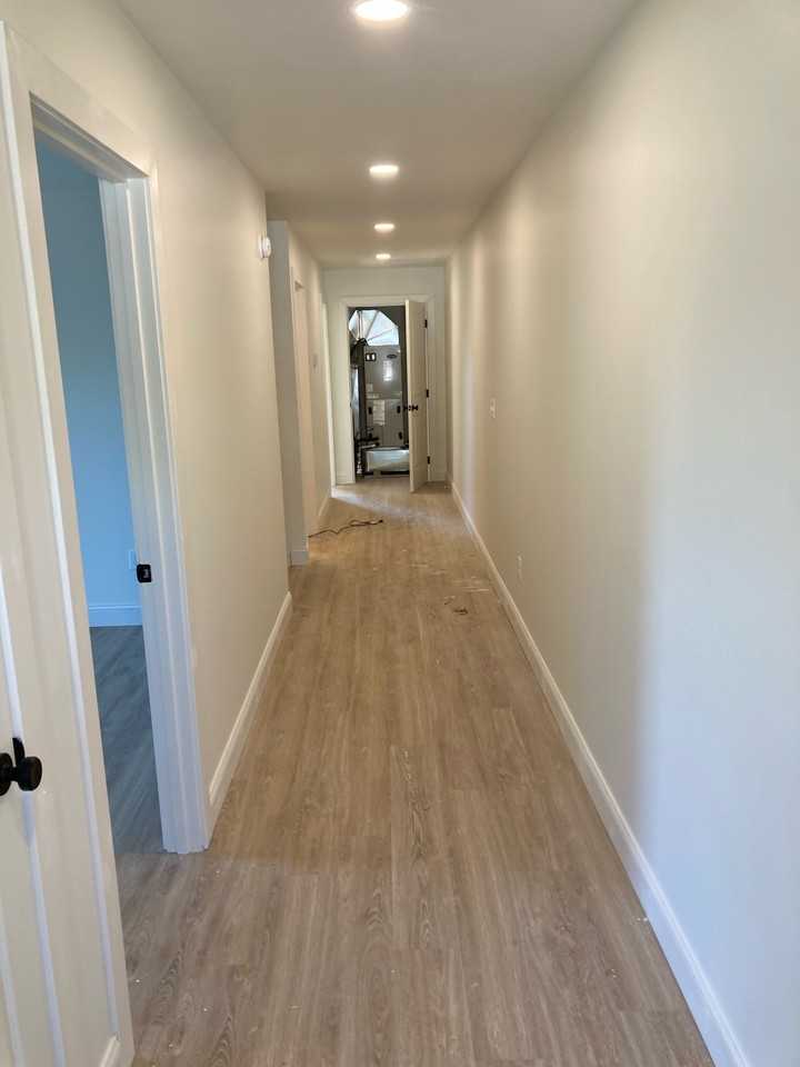 2 Ne 14th St #2 - Photo 7 of 28