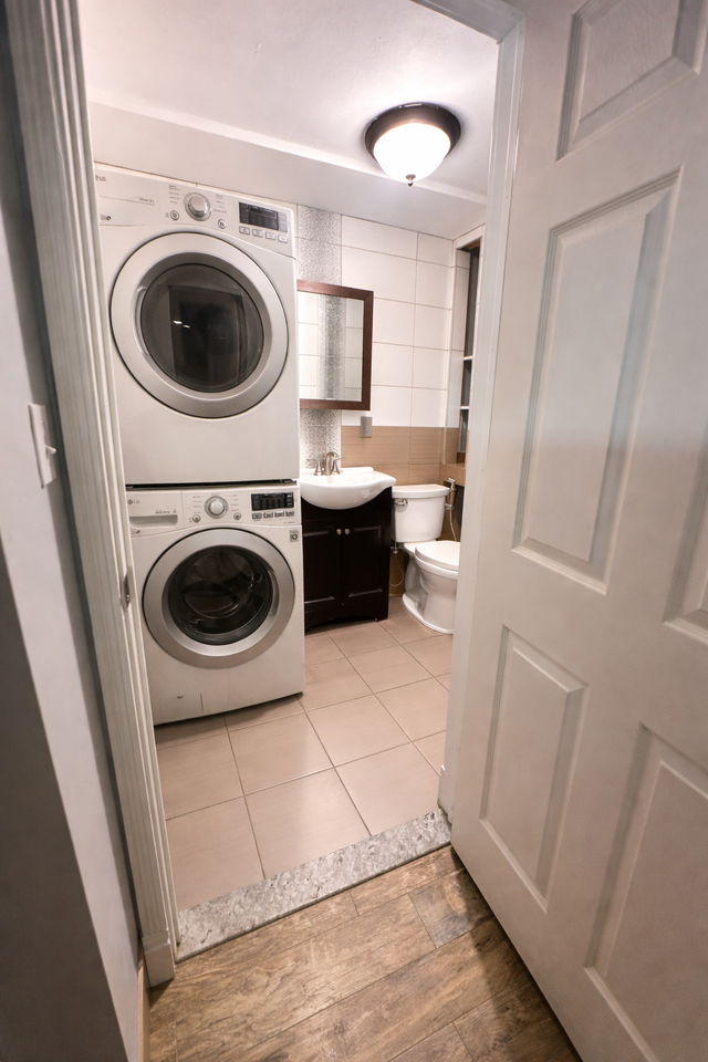 120 Gary St #1 - Photo 4 of 4