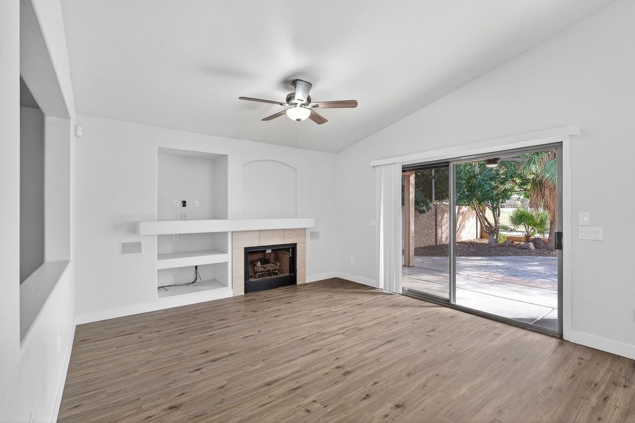 1365 E Betsy Ln #NA - Photo 2 of 11