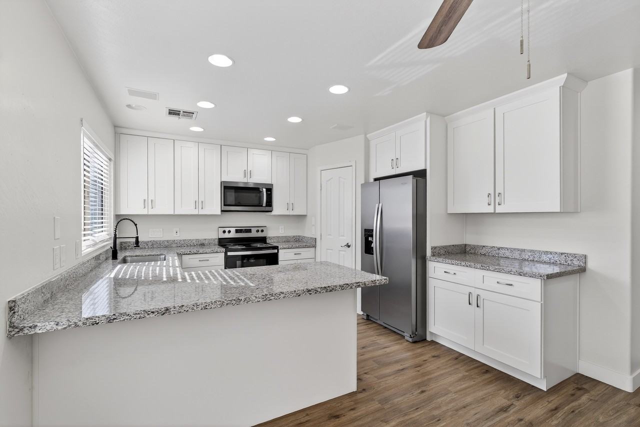 1365 E Betsy Ln #NA - Photo 3 of 11