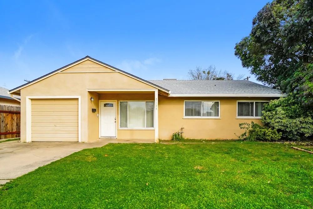 2818 N 49th St #NA - Photo 2 of 5