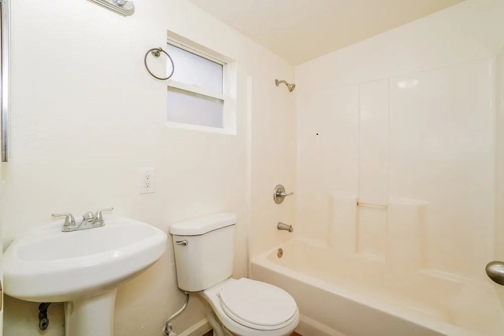 2818 N 49th St #NA - Photo 3 of 5