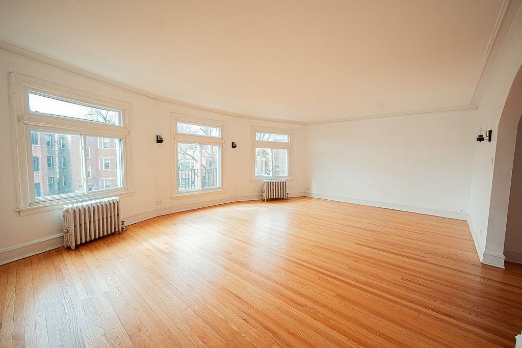 7355 N Winchester Ave #2 - Photo 3 of 19