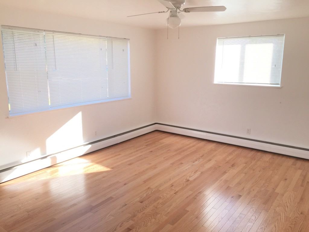 1205 Francis St #2 - Photo 4 of 10