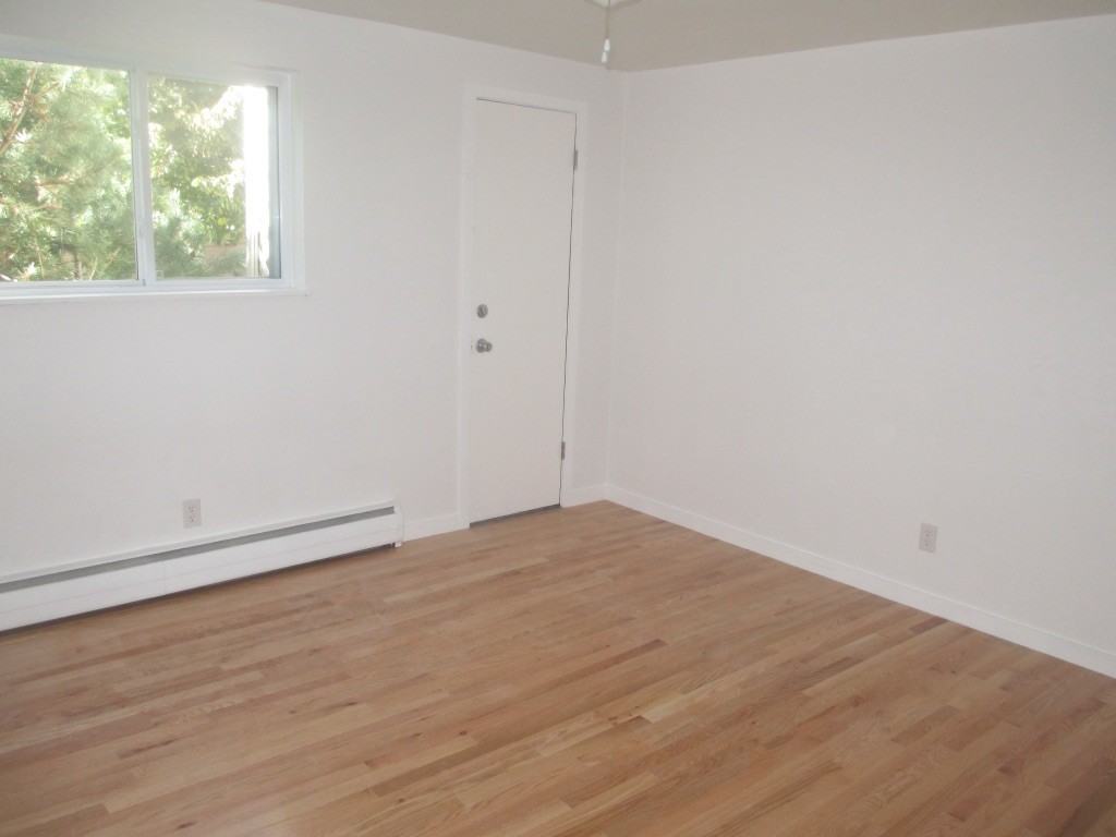 1205 Francis St #2 - Photo 5 of 10