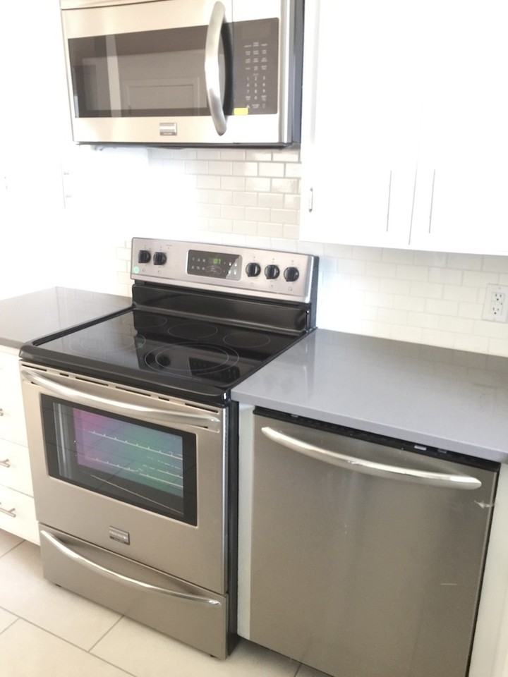 1205 Francis St #2 - Photo 7 of 10