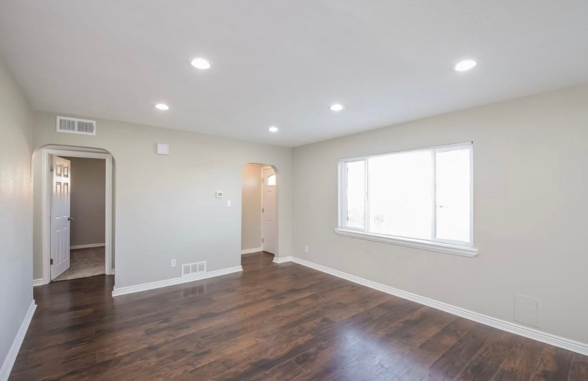 1622 Carrol Ct #NA - Photo 4 of 7