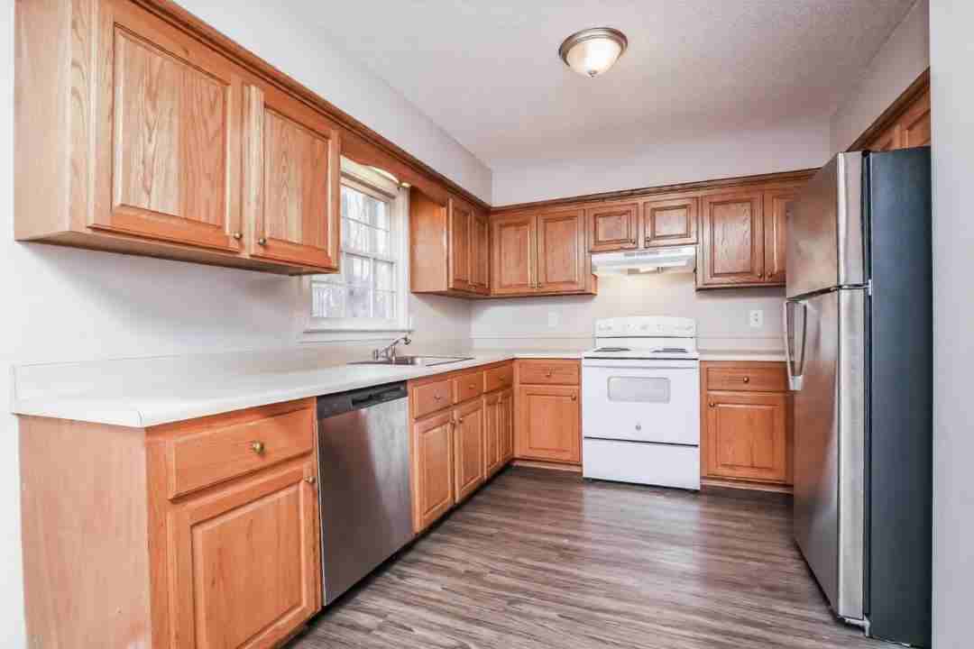 1331 Centerville Rd #NA - Photo 2 of 3