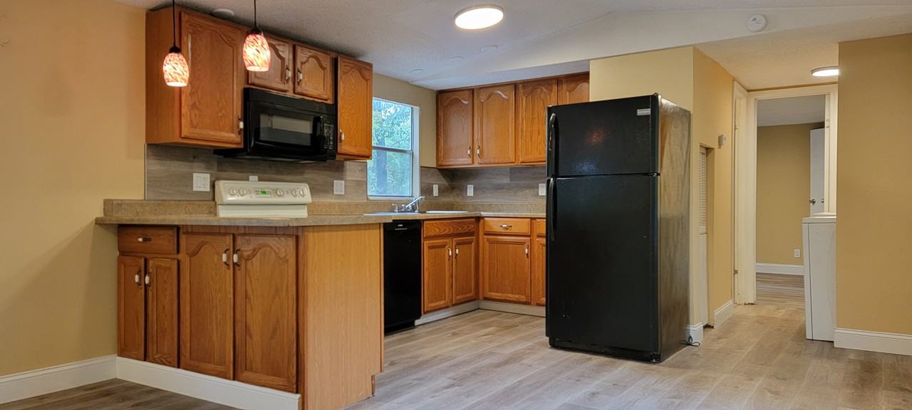 518 Carlton Rd #NA - Photo 2 of 9