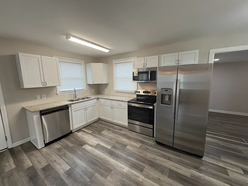 3215 Holland Ln #NA - Photo 3 of 16