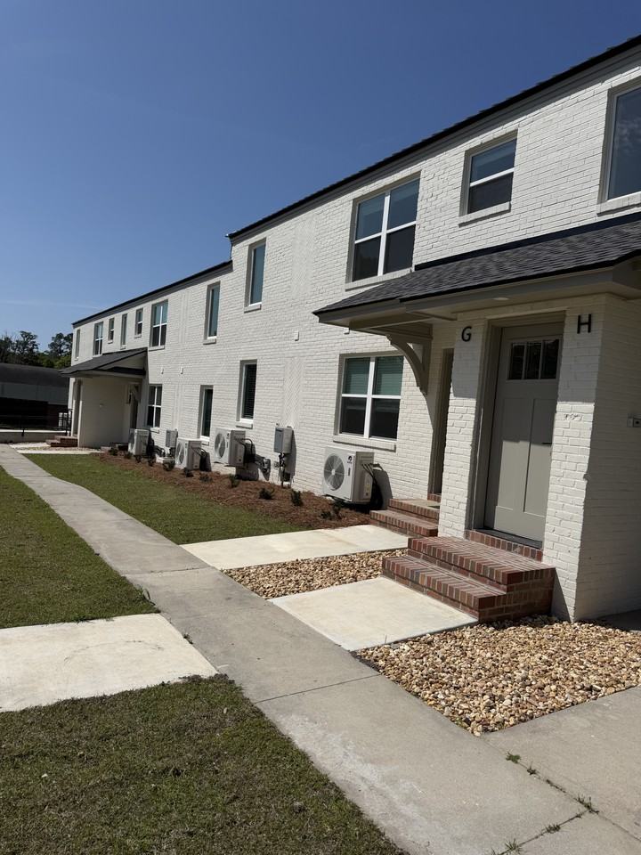 1001 1st St Se #AL - Photo 2 of 16