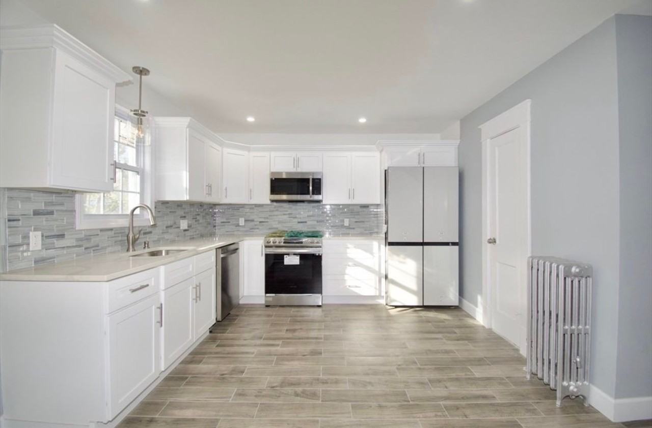 158 Gilbert Avenue - Photo 4 of 8