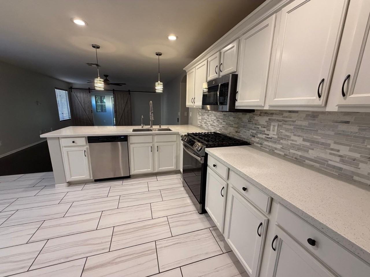 1945 E Aloe Pl - Photo 6 of 50