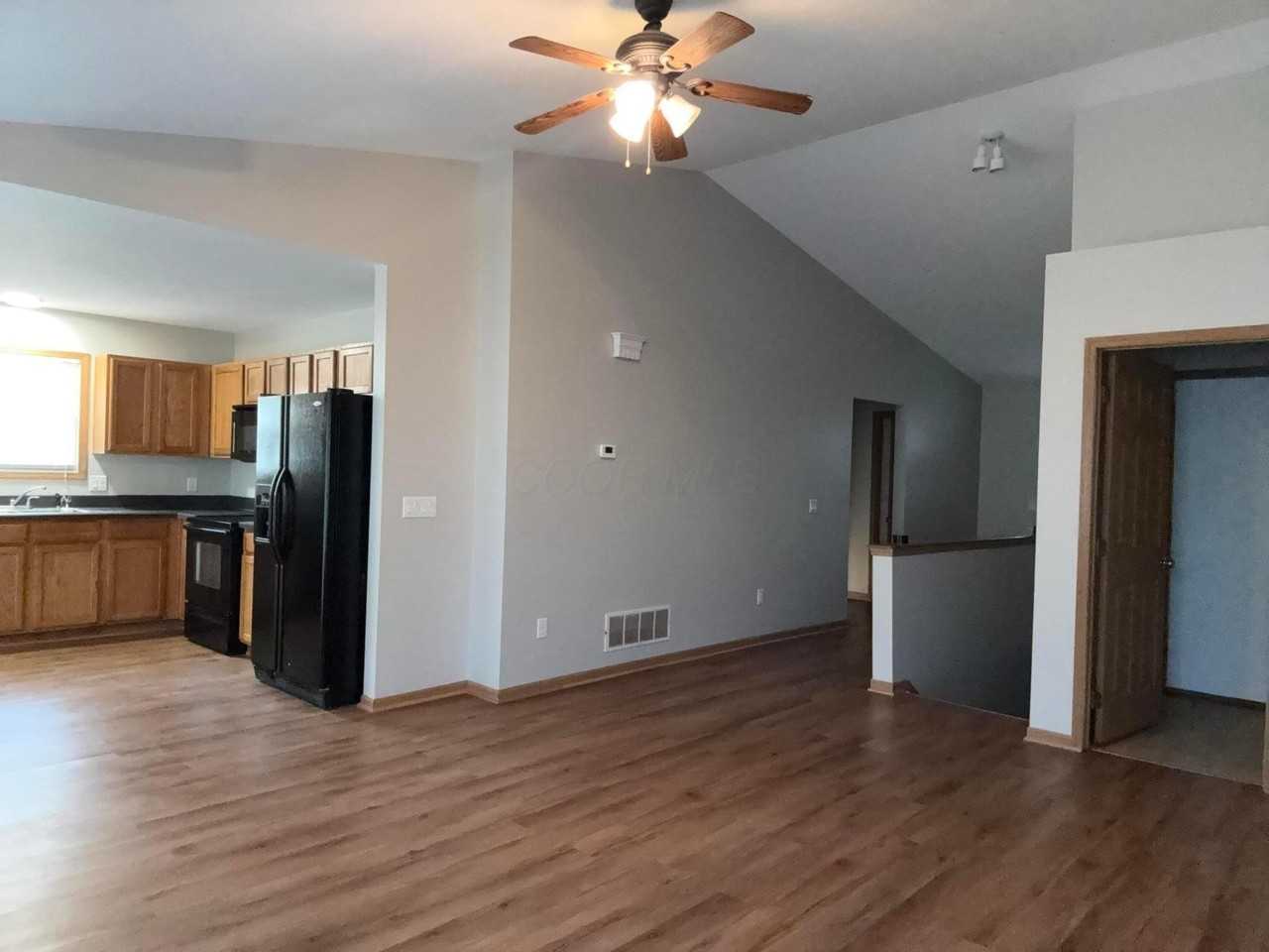 3802 Willowswitch Ln - Photo 3 of 20