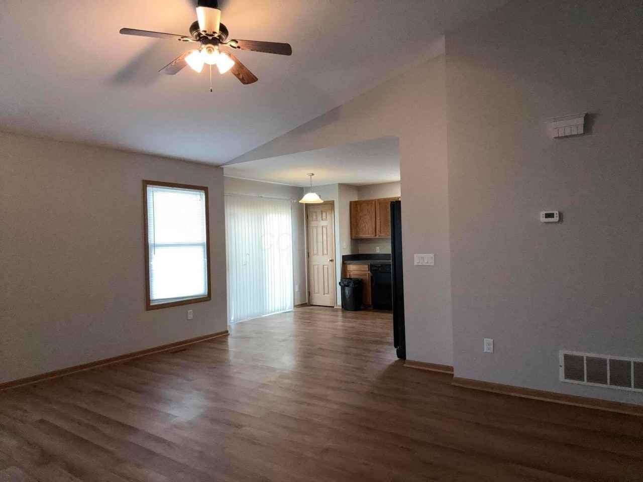 3802 Willowswitch Ln - Photo 4 of 20