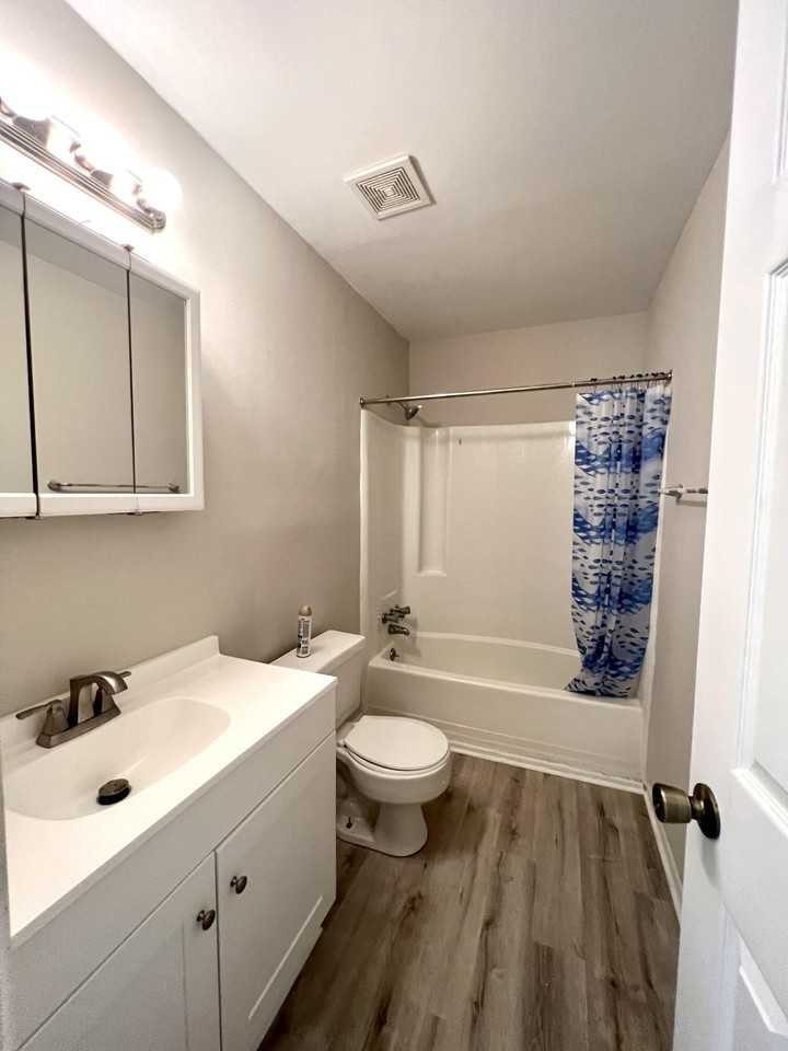 807 Sandpiper Dr Apt A - Photo 5 of 5