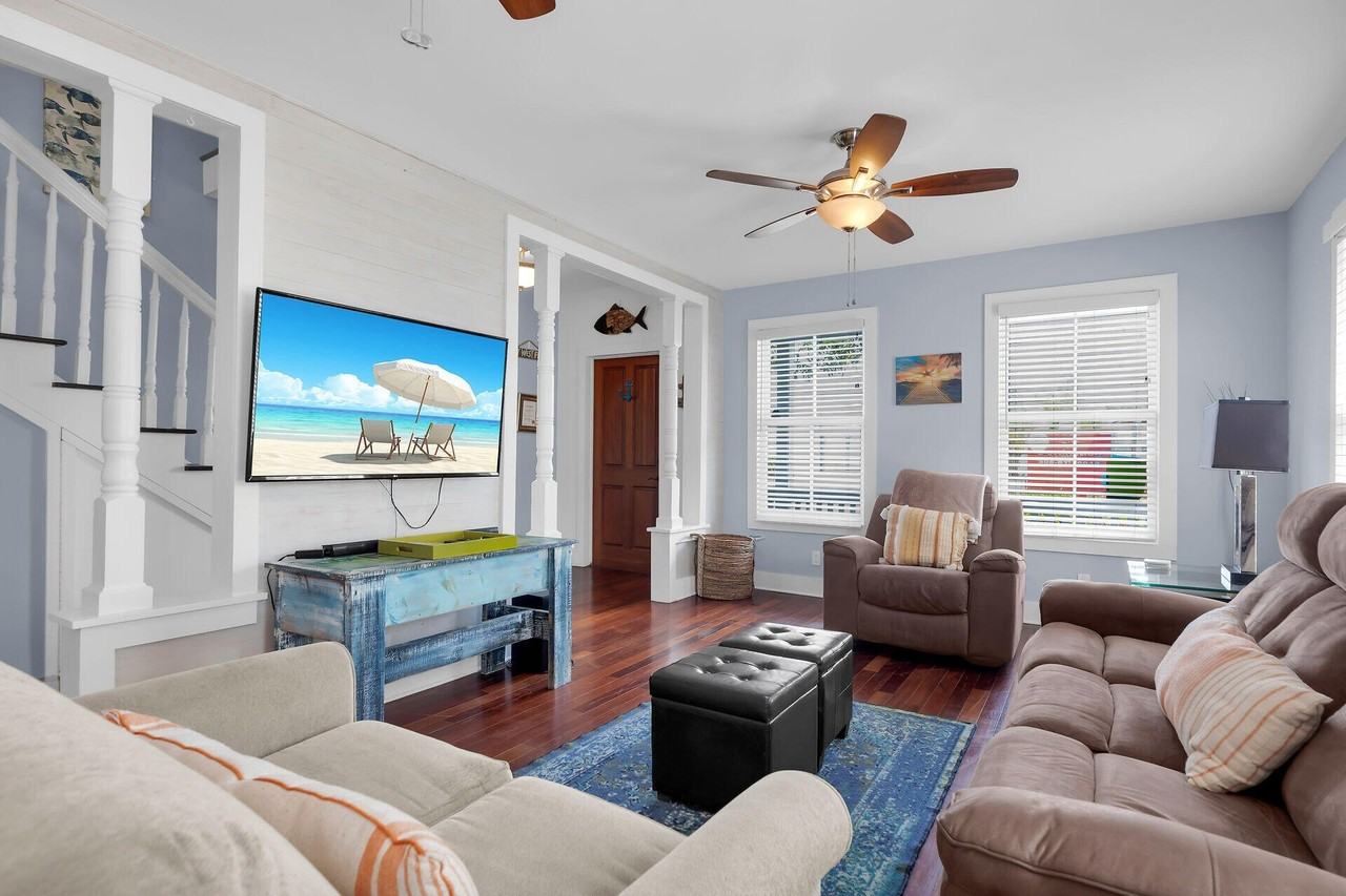 1124 Eaton St - Photo 2 of 28