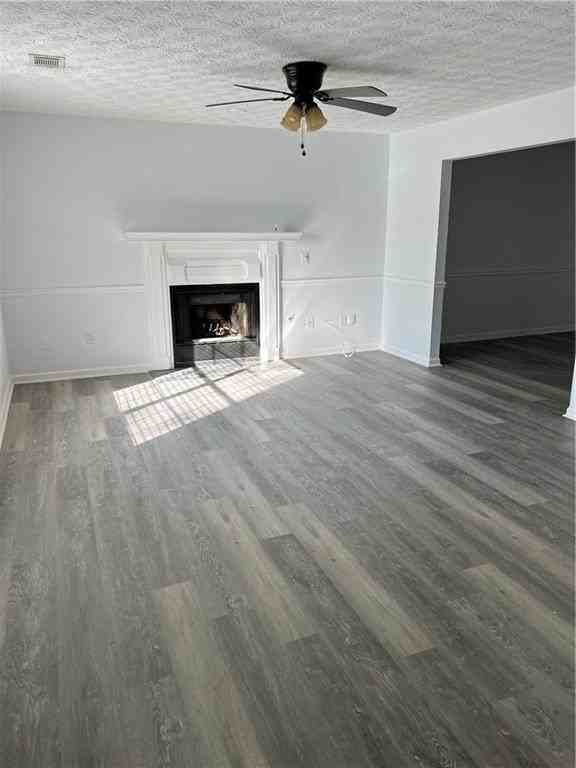 1796 Crestwood Dr Nw - Photo 2 of 16