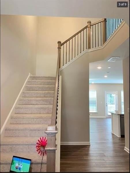 1366 Endicott Ct - Photo 6 of 18