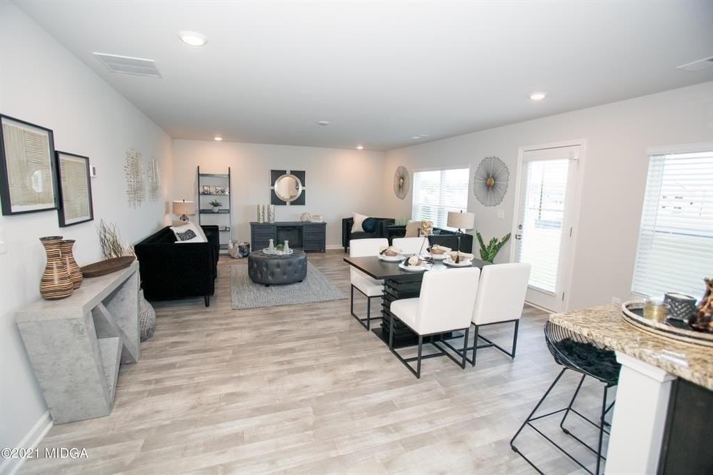 178 Goodall Woods Dr - Photo 5 of 25