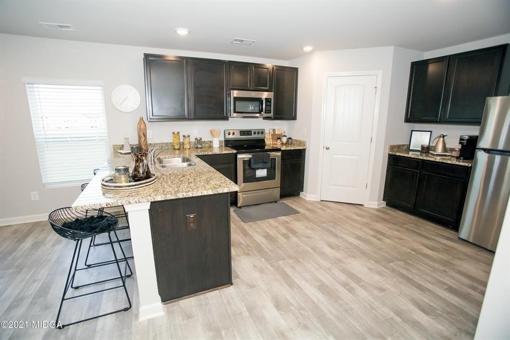 178 Goodall Woods Dr - Photo 7 of 25