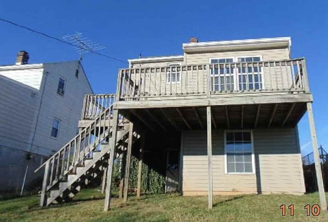 128 S Mont Valla Ave - Photo 3 of 7