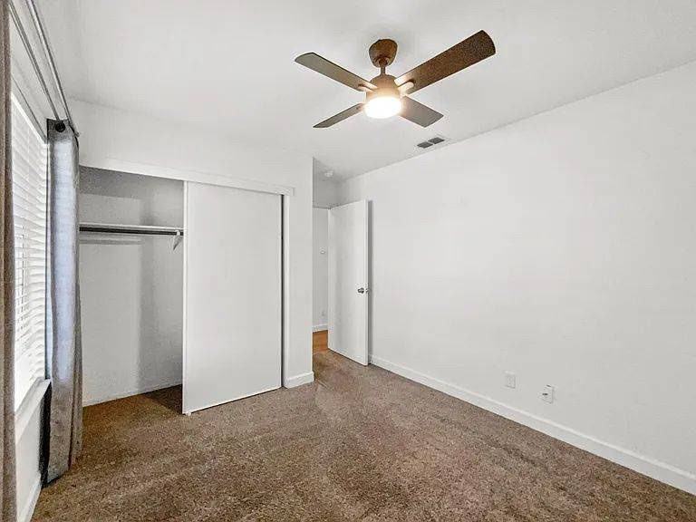 1041 Shenencock Way - Photo 7 of 20