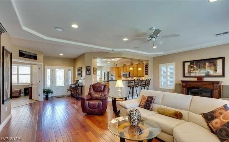 2582 Highmore Ave - Photo 4 of 18