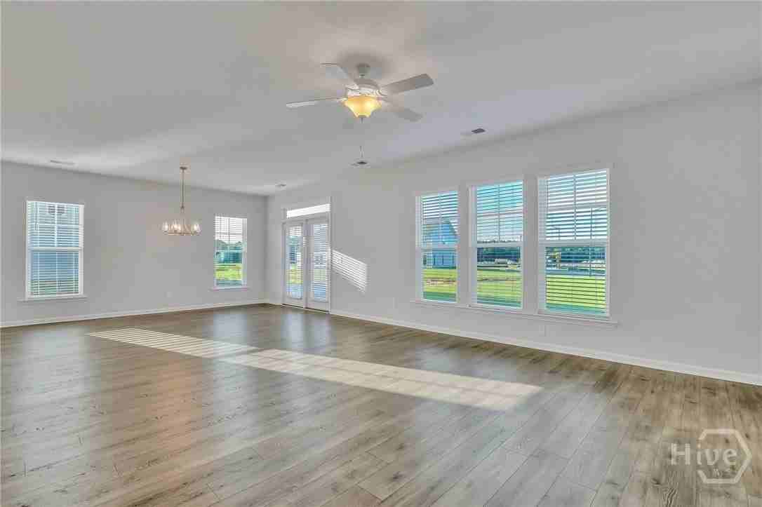 10 Ashmont St - Photo 7 of 50