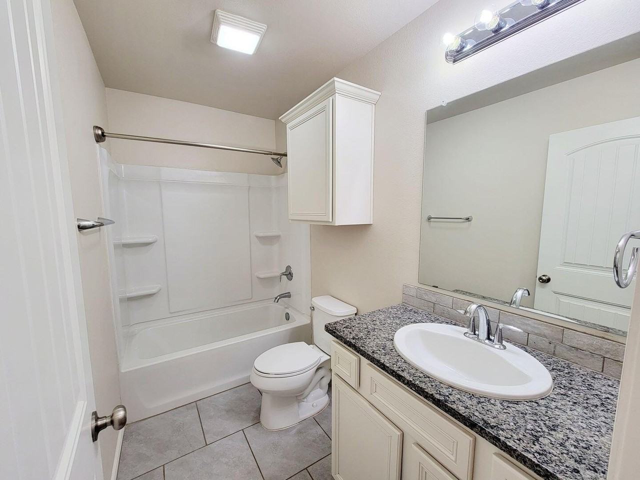 13803 Avenue W - Photo 5 of 19