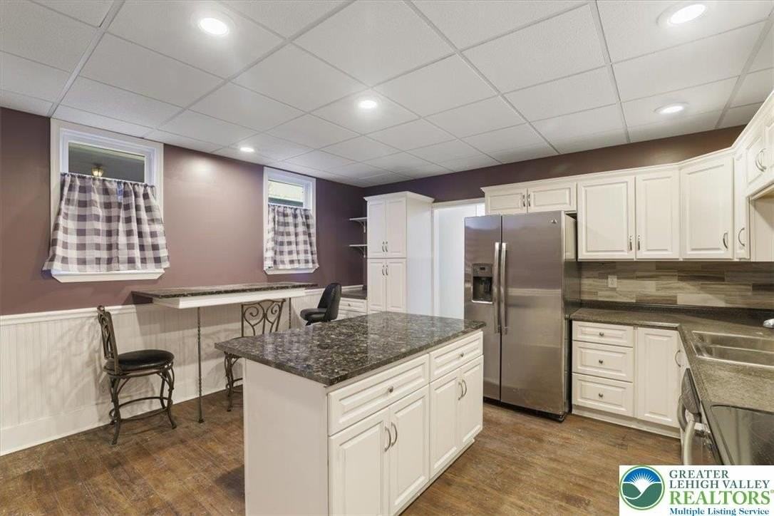 193 S 4th St - Photo 7 of 26