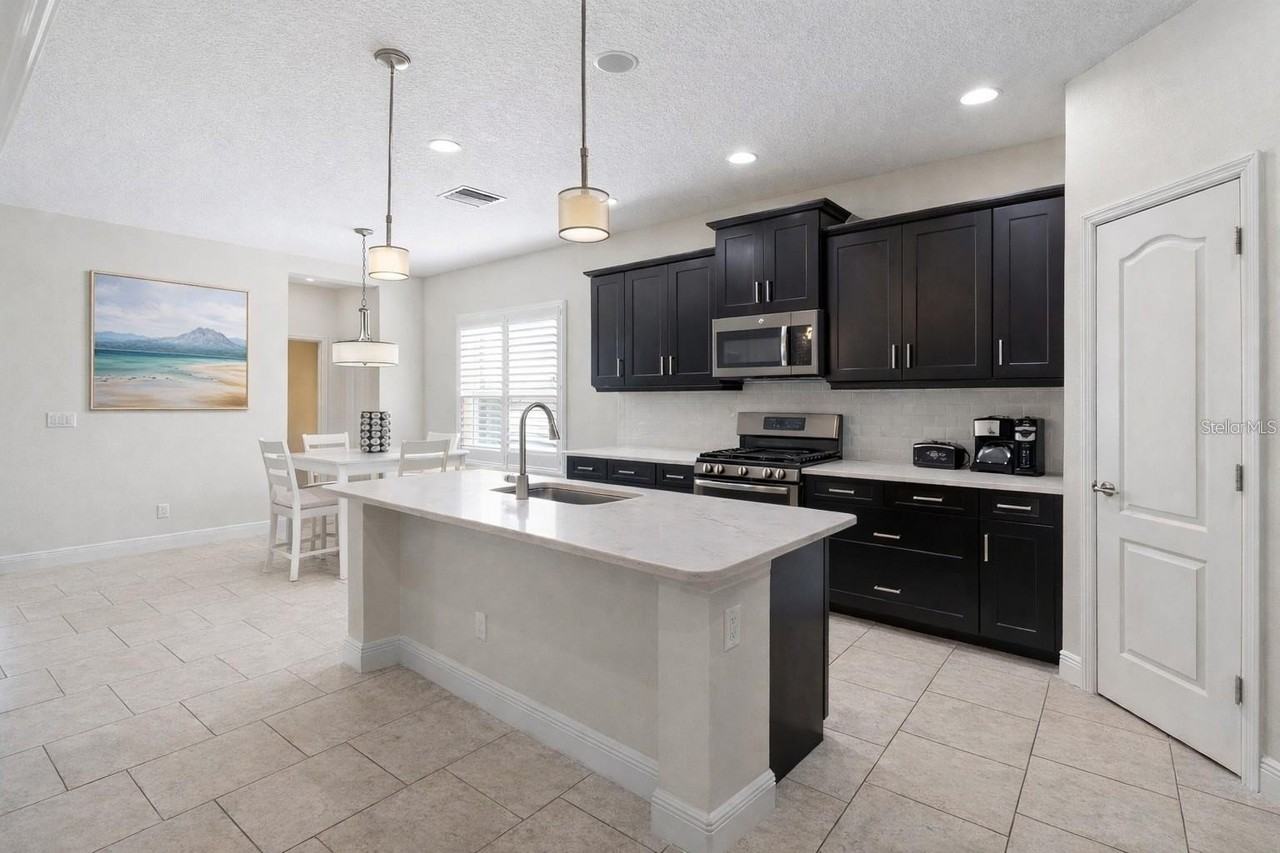 12335 Whisper Lake Dr - Photo 7 of 34